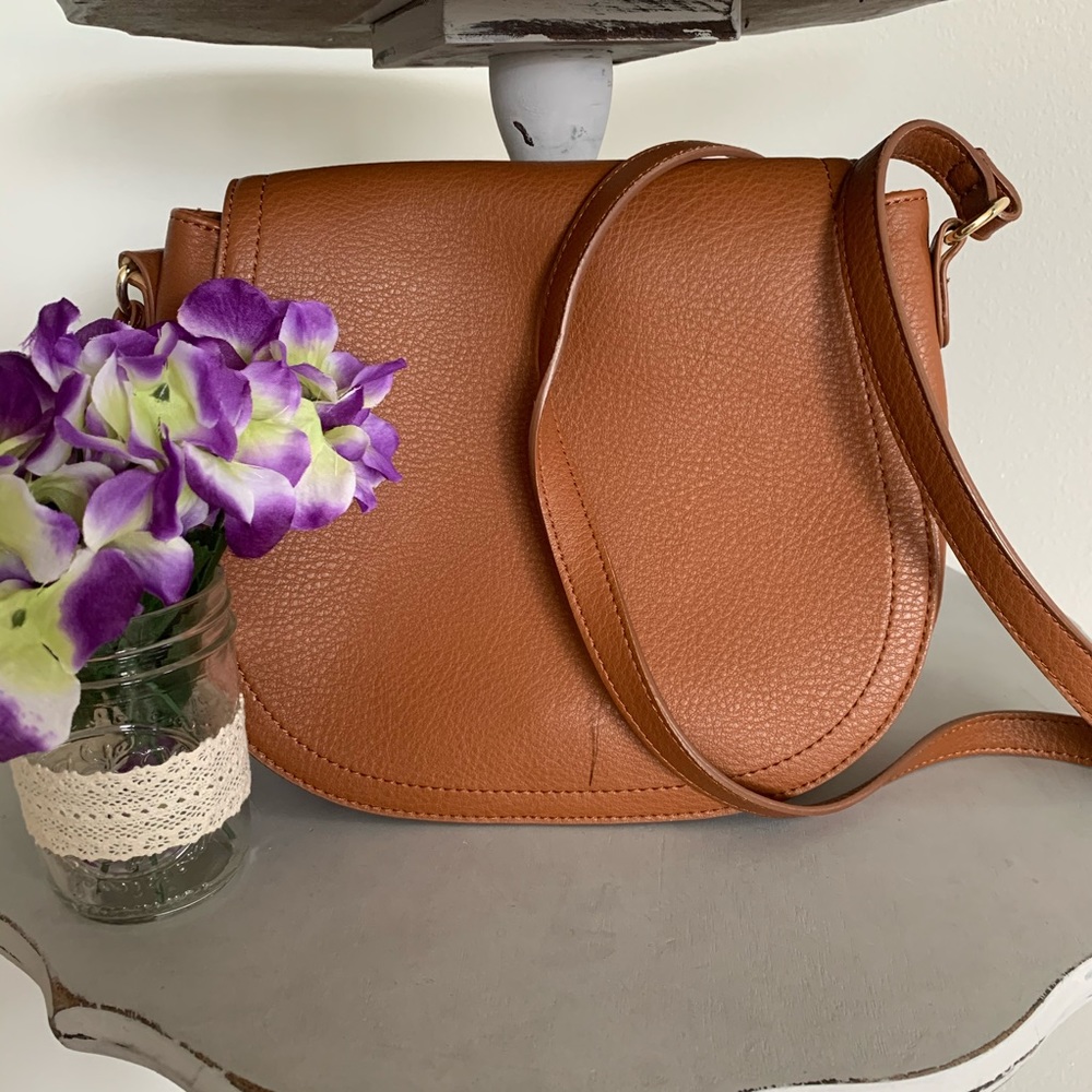 Old Navy Camel Saddlebag Crossbody Bag